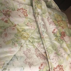 Ralph Lauren pastel floral twin comforter